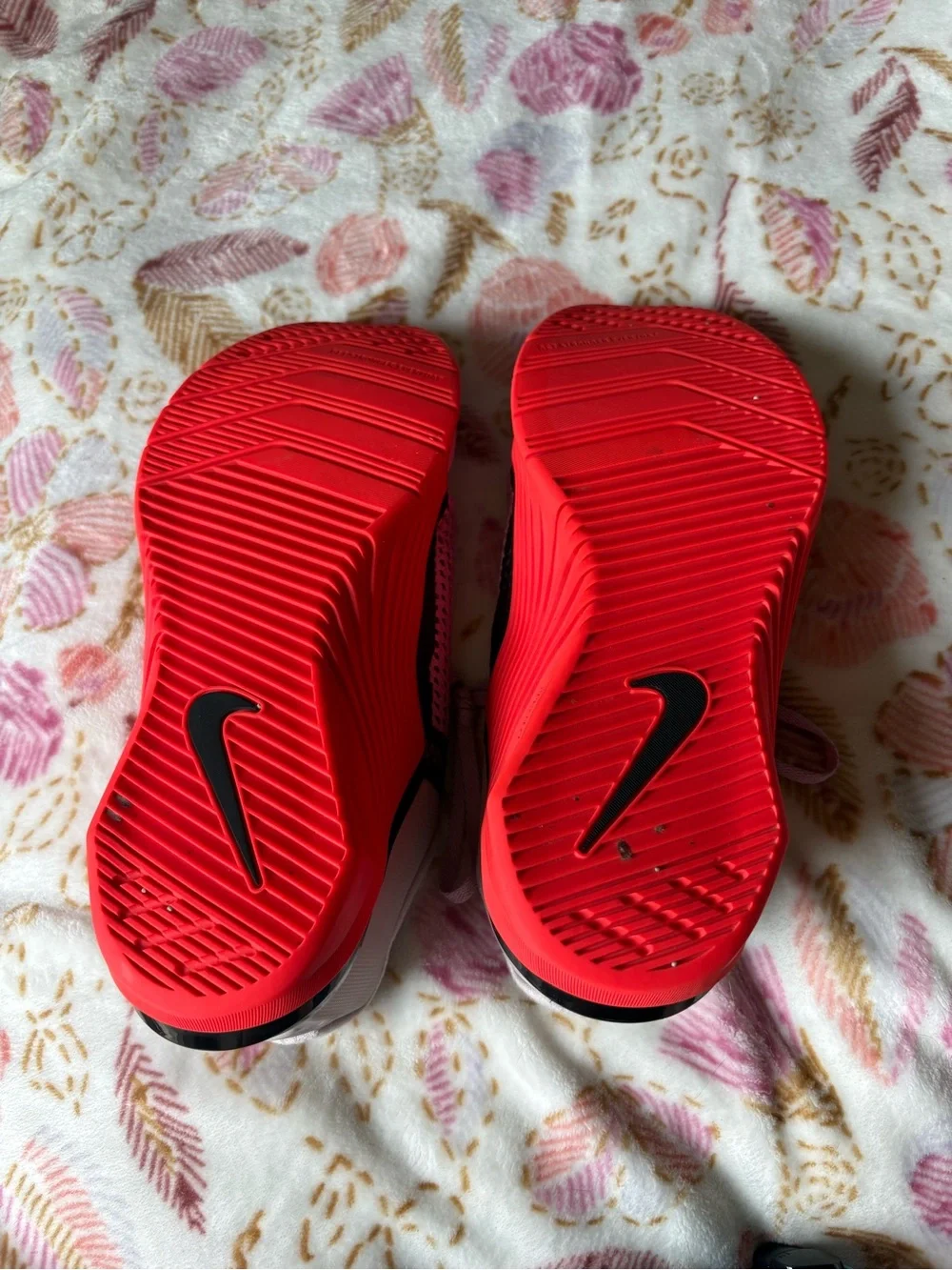 Nike Women's Pink and Red Training Shoes